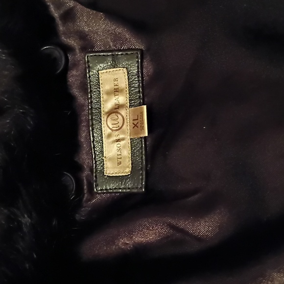 Wilson's Chocolate Brown Leather Rabbit Fur  collared  textured jacket. Size XL. - Picture 13 of 14